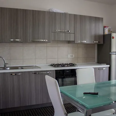 アパート Frontemare ポルトスクーゾ